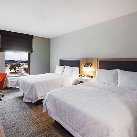 Hampton Inn By Hilton Bulverde Texas Hill Country Bagian luar foto